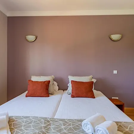 Casa Colina 2 * אלבופיירה