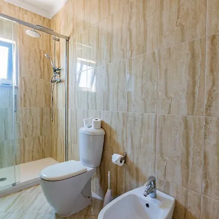 Casa Colina 2 * אלבופיירה