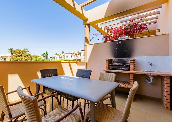 Casa Colina 2 *
